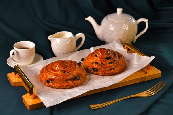 Булочки французские с изюмом 100гр