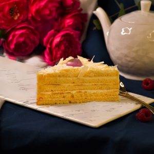 ПИРОЖНОЕ МОЛОЧНАЯ ДЕВОЧКА